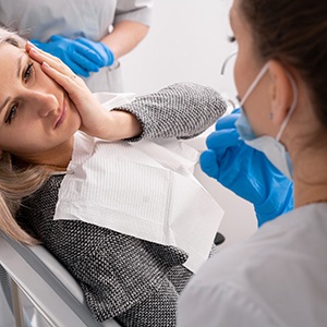 Woman with jaw pain